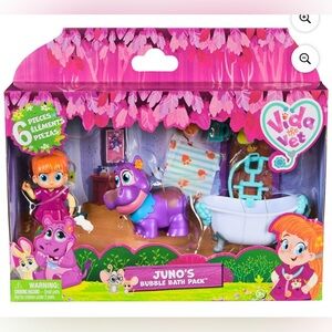 NEW Vida the Vet, Juno’s Bubble Bath Pack with Vida & Juno Figures & Accessories